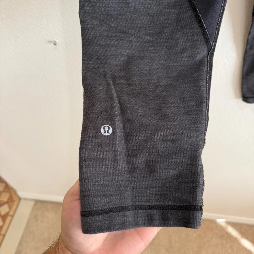 Lululemon Charcoal Space Dye Crossover Waist Crop Leggings Womens 8 Capri Pants